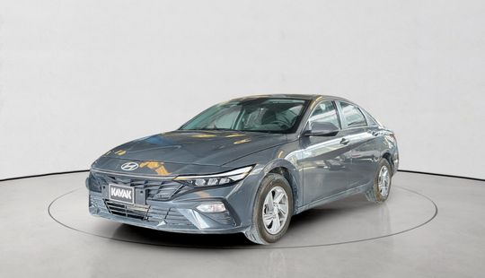 Hyundai • Elantra