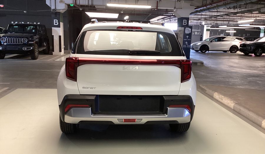 Kia Sonet 1.5 AUTO EX 2WD FOP TWO TONE Suv 2025