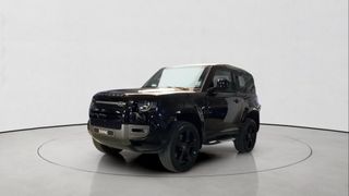 Land Rover • Defender