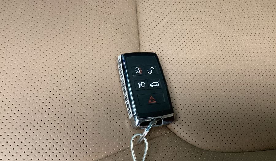 Land Rover Defender 3.0 P400 90 X-DYNAMIC HSE AUTO 4WD Suv 2025