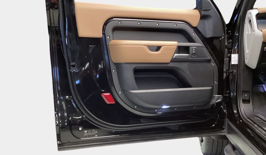 Land Rover Defender 3.0 P400 90 X-DYNAMIC HSE AUTO 4WD Suv 2025