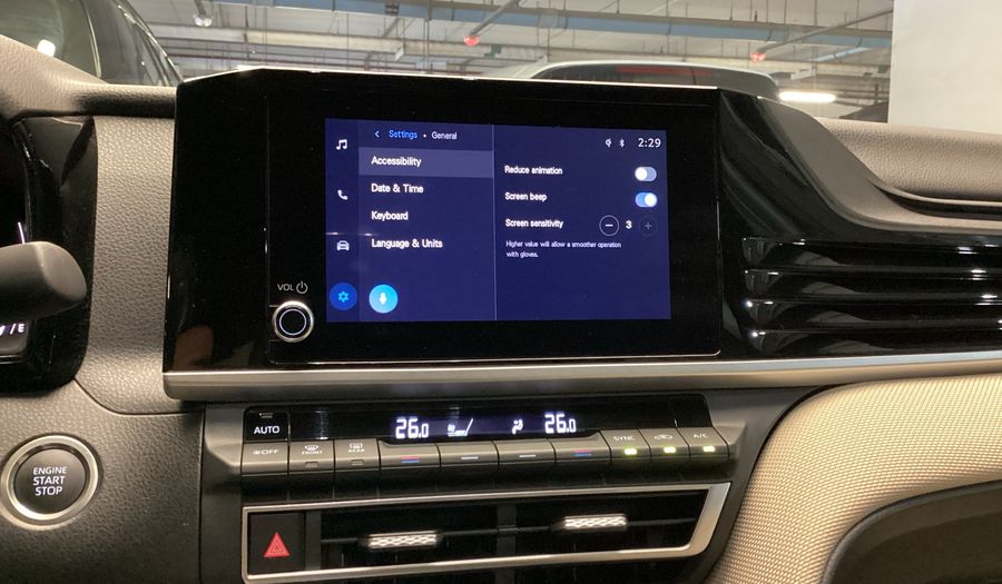 Toyota Camry 2.5 HEV XLE E-CVT Sedan 2025