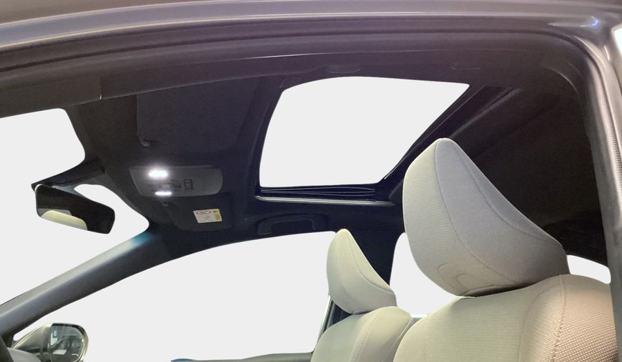 Toyota Camry 2.5 HEV XLE E-CVT Sedan 2025