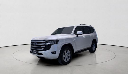 Toyota • Land Cruiser
