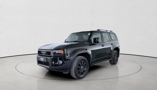 Toyota • Land Cruiser Prado