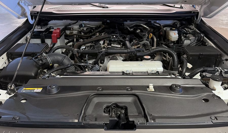 Toyota Land Cruiser Prado 2.4 4WD AUTO ADVENTURE MONO TONE Suv 2025