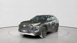 Toyota • RAV4