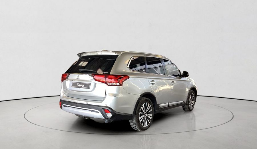 Mitsubishi Outlander 2.4 GLX FABRIC 7SEAT H/L S/R Suv 2020