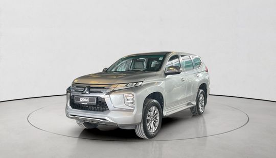 Mitsubishi • Montero Sport