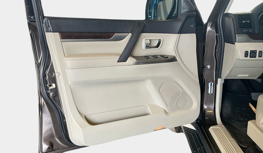 Mitsubishi Pajero 3.0 GLS H/L LTHR GOLD SIG EDT Suv 2020