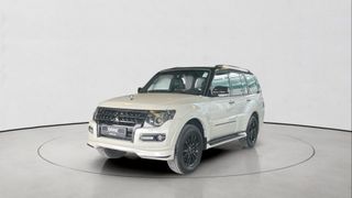 Mitsubishi Pajero Signature Edition