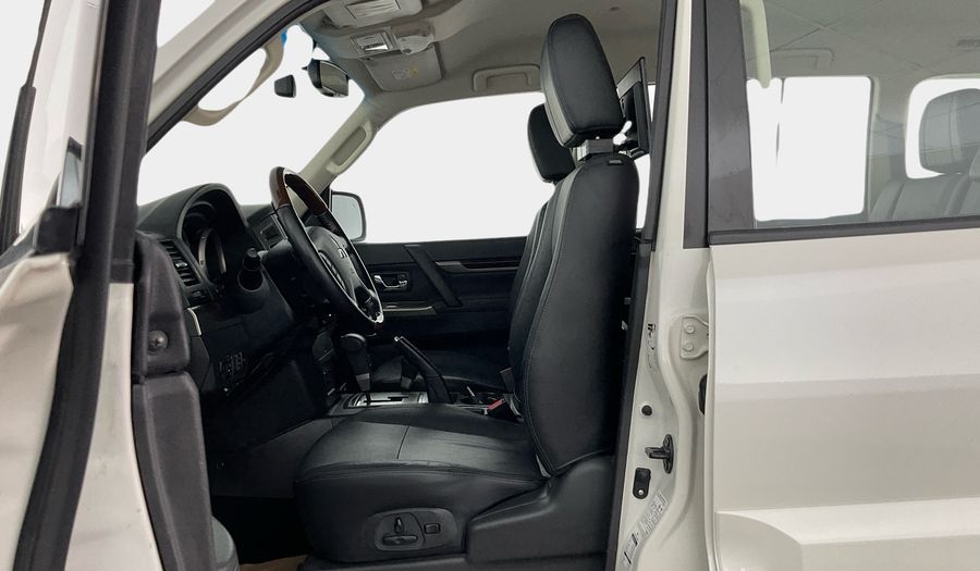 Mitsubishi Pajero 3.8 GLS LWB H/L LTHR R/FORD Suv 2020