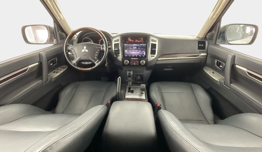 Mitsubishi Pajero 3.8 GLS LWB H/L LTHR R/FORD Suv 2020