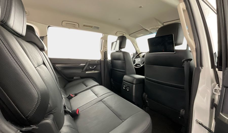 Mitsubishi Pajero 3.8 GLS LWB H/L LTHR R/FORD Suv 2020