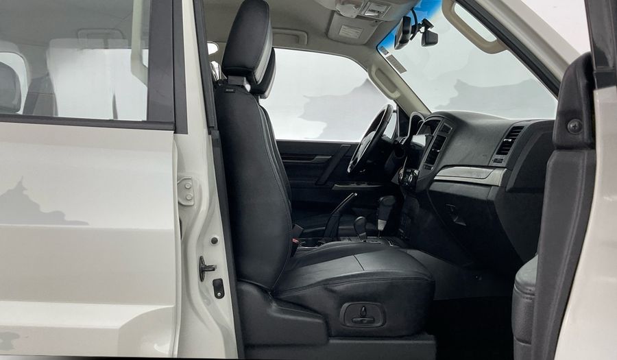 Mitsubishi Pajero 3.8 GLS LWB H/L LTHR R/FORD Suv 2020