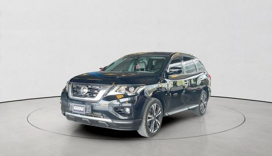 Nissan • Pathfinder