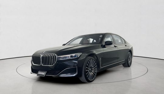 BMW • Series 7