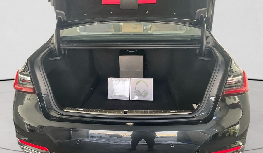 Bmw Series 7 4.4 750LI XDRIVE PURE EXCELLENCE AUTO Sedan 2020