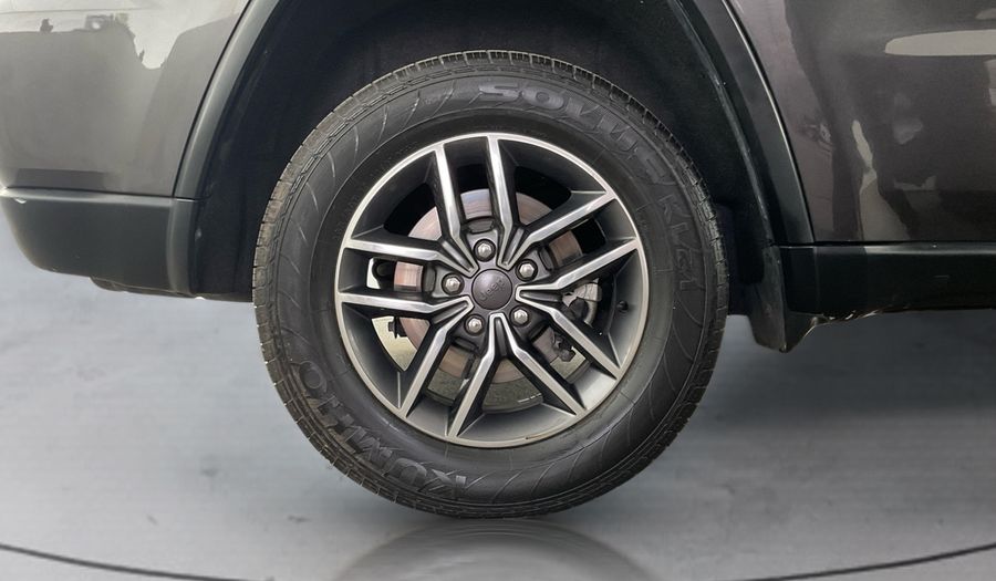 Jeep Grand Cherokee 3.6 LAREDO 2WD AUTO Suv 2020