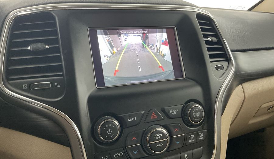 Jeep Grand Cherokee 3.6 LAREDO 2WD AUTO Suv 2020