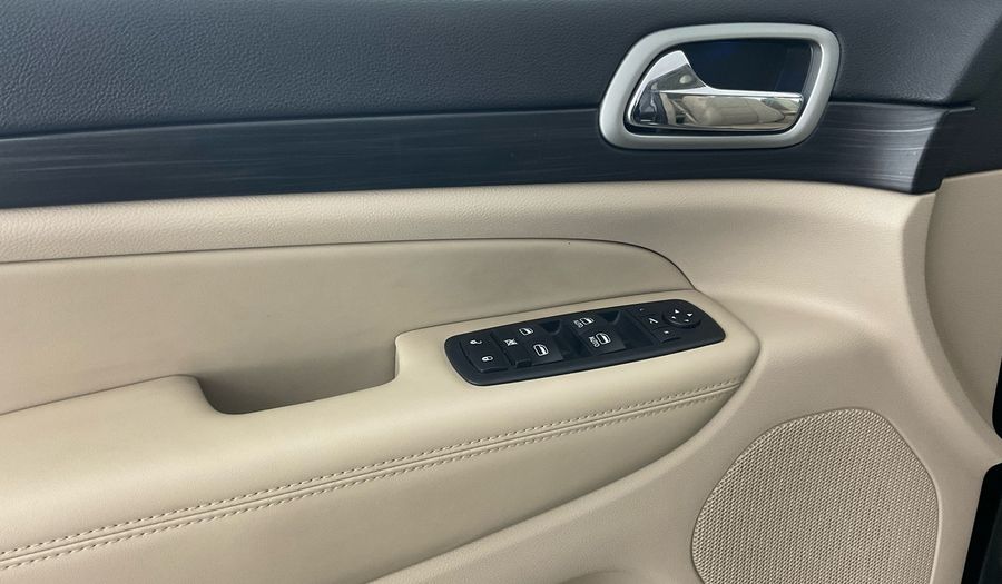 Jeep Grand Cherokee 3.6 LAREDO 2WD AUTO Suv 2020