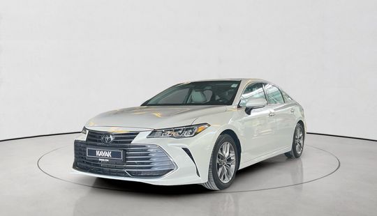 Toyota • Avalon