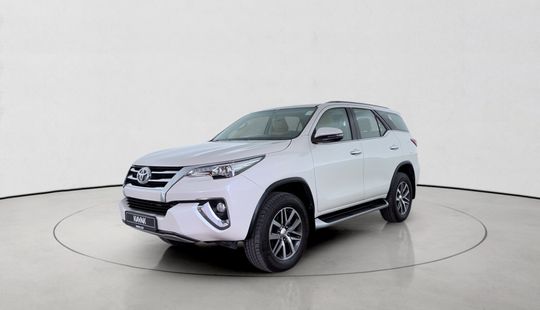 Toyota • Fortuner