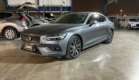 Volvo • S60