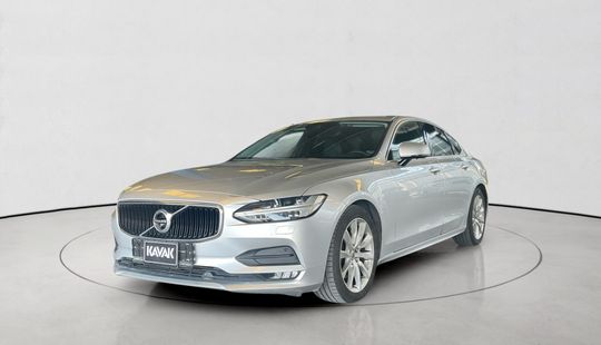 Volvo • S90