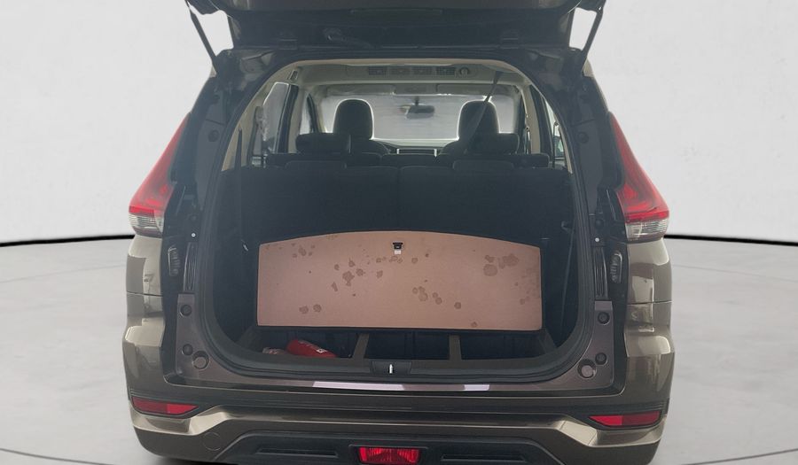 Mitsubishi Xpander 1.5 MEDIUM LINE AUTO Minivan 2021