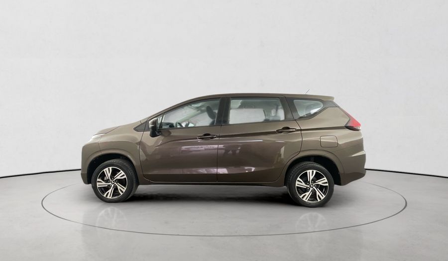 Mitsubishi Xpander 1.5 MEDIUM LINE AUTO Minivan 2021