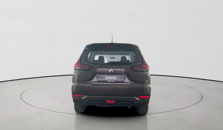 Mitsubishi Xpander 1.5 MEDIUM LINE AUTO Minivan 2021