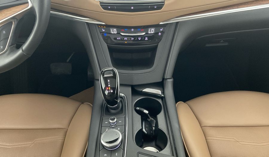 Cadillac Xt5 3.6 PREMIUM LUXURY AUTO 4WD CLIMATE CTRL Suv 2021