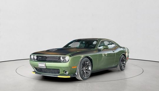 Dodge • Challenger
