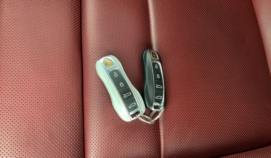 Porsche Taycan 79KWH 4S AUTO Sedan 2021