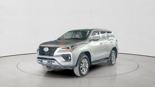 Toyota • Fortuner