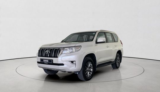 Toyota • Land Cruiser Prado