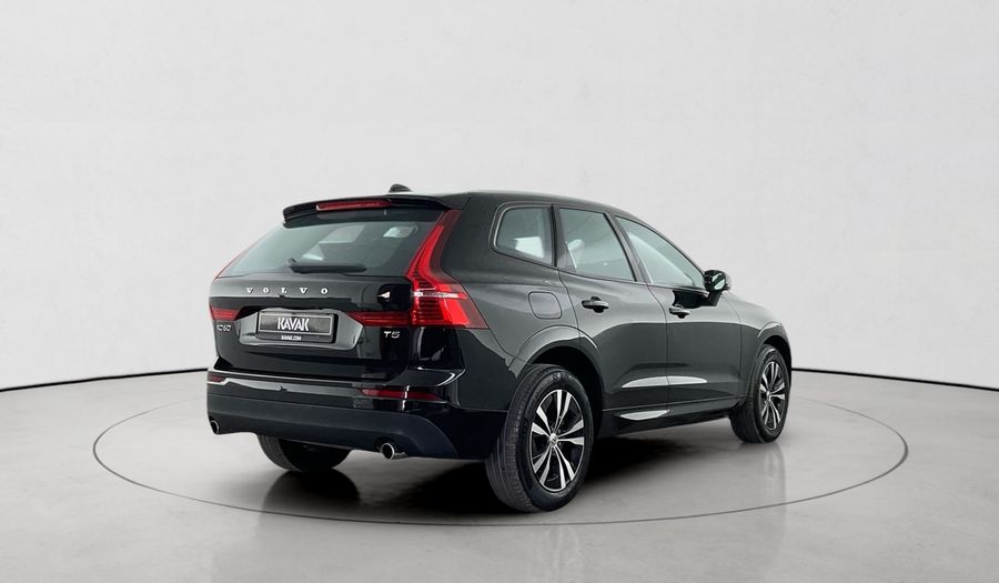 Volvo Xc60 2.0 T5 250 FWD MOMENTUM AUTO Suv 2021