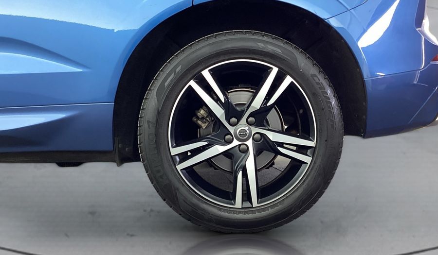 Volvo Xc60 2.0 T5 AWD R-DESIGN AUTO SRF Suv 2021