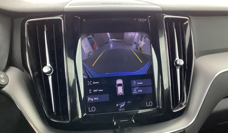 Volvo Xc60 2.0 T5 AWD R-DESIGN AUTO SRF Suv 2021