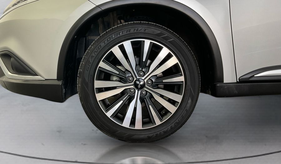 Mitsubishi Outlander GLX BASIC Suv 2022