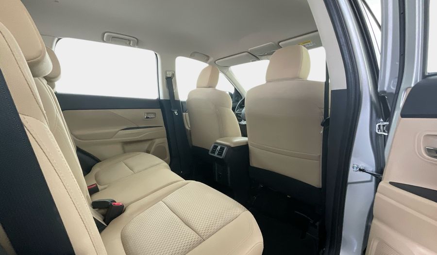 Mitsubishi Outlander GLX BASIC Suv 2022