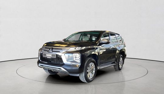 Mitsubishi • Montero Sport