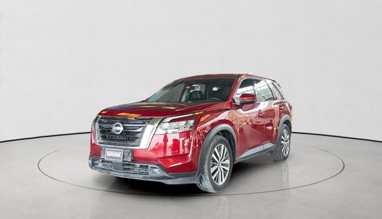 Nissan • Pathfinder