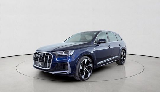 Audi • Q7
