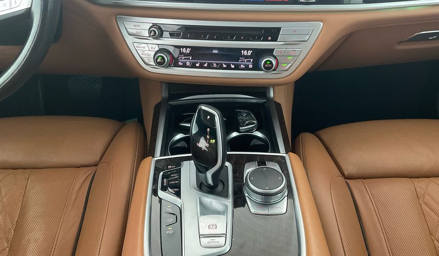 Bmw Series 7 2.0 730LI PURE EXCELLENCE AUTO Sedan 2022