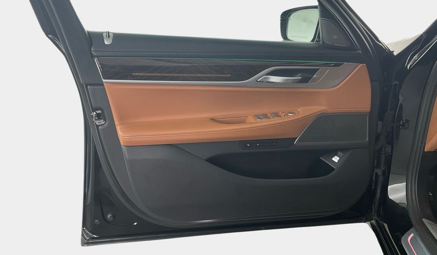 Bmw Series 7 2.0 730LI PURE EXCELLENCE AUTO Sedan 2022