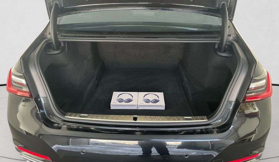 Bmw Series 7 2.0 730LI PURE EXCELLENCE AUTO Sedan 2022