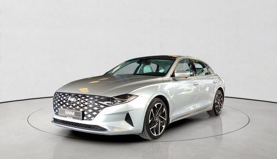 Hyundai • Azera