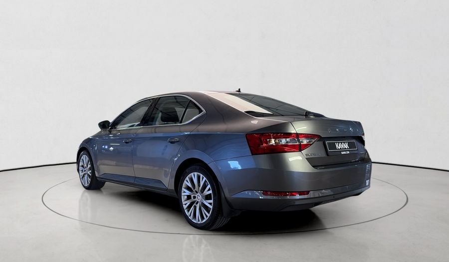 Skoda Superb 1.4 AMBITION Hatchback 2022